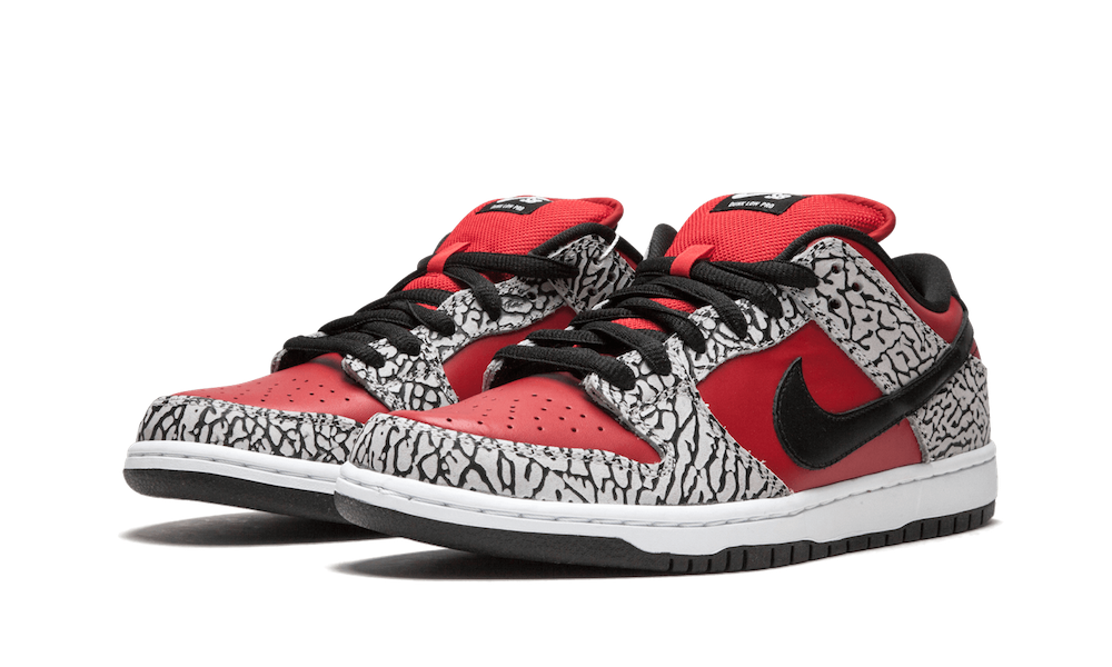 Supreme Nike SB Dunk Low Red Cement